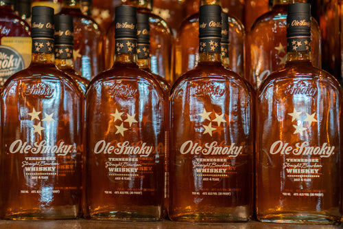 Ole Smoky Distillery Launches New Tennessee Straight Bourbon Whiskey Nationally