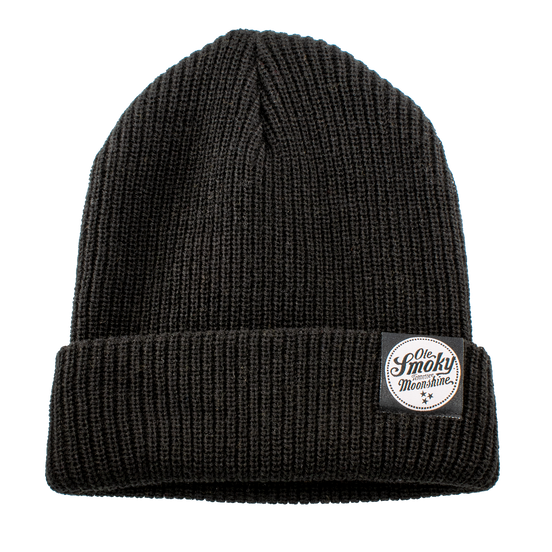 BLACK BEANIE WITH CLIP LABEL