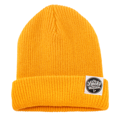 GOLD BEANIE WITH CLIP LABEL